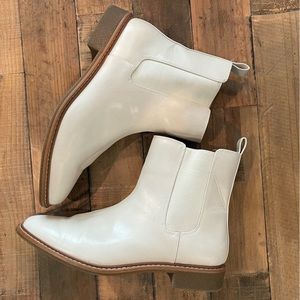 Pearl Boots by Universal Thread